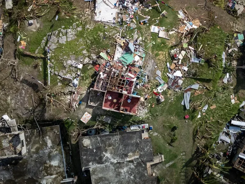 service emergency service emergency stormdamagewater damag