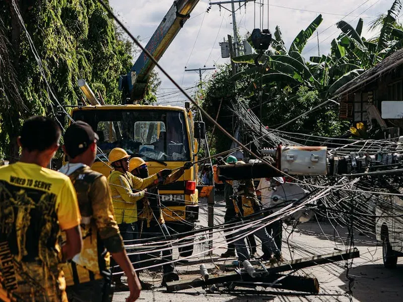 service emergency service emergency stormdamagewater damag